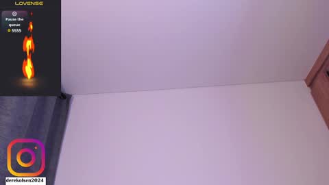 Snapshot of derekolsen_ chatting on March 12, 5:24 am Derek IG Derekolsen2024 online show from March 12, 5:24 am