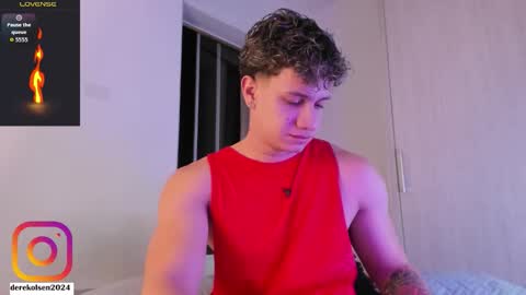 Snapshot of derekolsen_ chatting on September 16, 2:56 am Derek IG Derekolsen2024 online show from September 16, 2:56 am