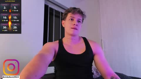 Snapshot of derekolsen_ chatting on September 22, 2:35 am Derek IG Derekolsen2024 online show from September 22, 2:35 am