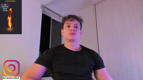 Snapshot of derekolsen_ chatting on October 28, 1:09 am Derek IG Derekolsen2024 online show from October 28, 1:09 am