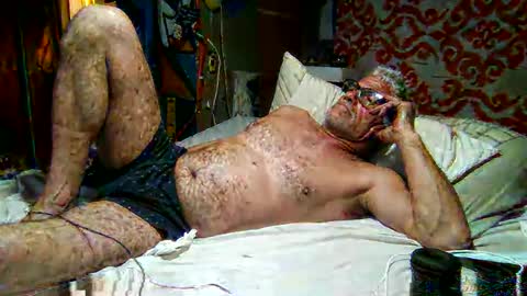 Snapshot of derick1961 chatting on November 28, 2:14 am derick1961 online show from November 28, 2:14 am