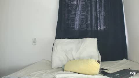 Snapshot of derrymaster chatting on February 8, 1:11 pm JhimyMaster online show from February 8, 1:11 pm