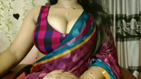 Snapshot of desi_girl_jebin chatting on October 21, 4:30 pm Jebin online show from October 21, 4:30 pm