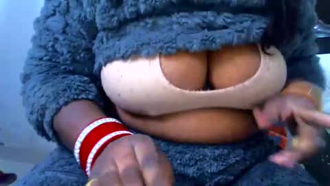 simran online show from December 16, 7:15 am