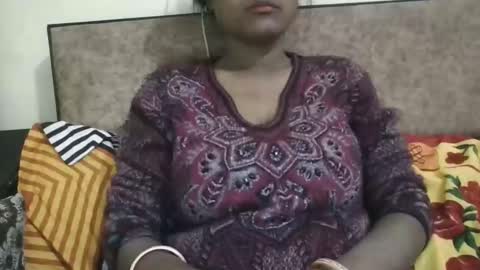 desiprincessaga online show from December 7, 11:07 am