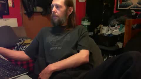 Snapshot of desolation2012 chatting on February 6, 9:06 pm desolation2012 online show from February 6, 9:06 pm