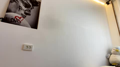 Snapshot of devil_goddess1 chatting on October 23, 8:02 am Emily online show from October 23, 8:02 am