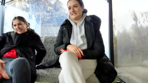 Anna online show from November 19, 10:15 am