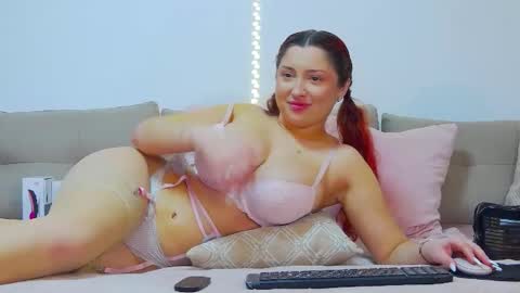 AlexaMills online show from February 13, 3:35 pm