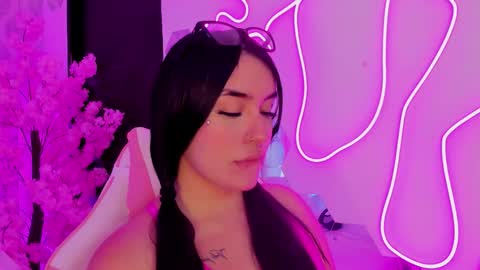 DevoraCook online show from November 22, 3:11 pm