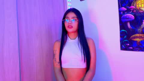 Sara 3 online show from October 28, 9:06 pm