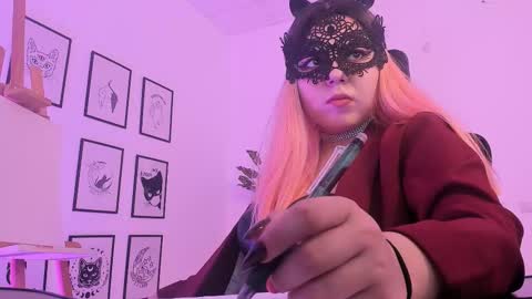 Dia online show from January 31, 6:03 pm