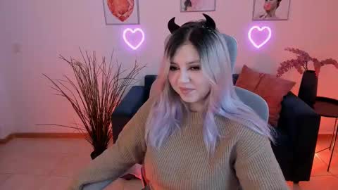 Dia online show from February 10, 1:22 pm