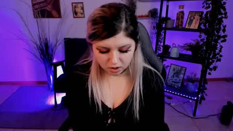 Dia online show from February 26, 6:43 pm