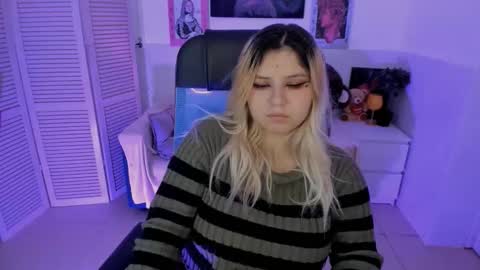 Dia online show from October 4, 5:11 pm