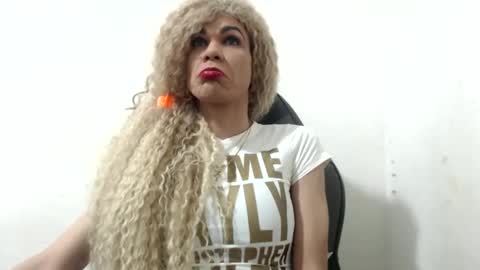 Snapshot of diabla_sexy22cm chatting on October 24, 8:00 am diabla_sexy22cm online show from October 24, 8:00 am