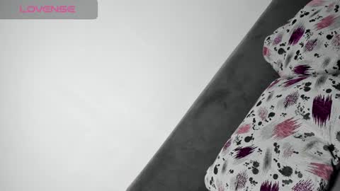 Snapshot of diamondkay_ chatting on December 21, 10:28 am diamondkay_ online show from December 21, 10:28 am