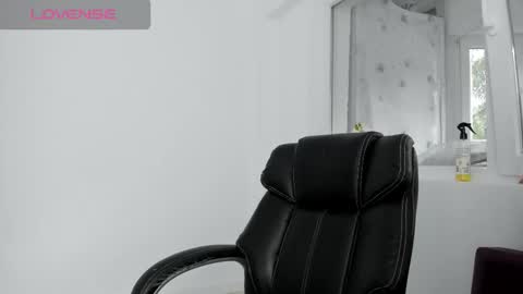 Snapshot of diamondkay_ chatting on October 9, 7:06 am diamondkay_ online show from October 9, 7:06 am