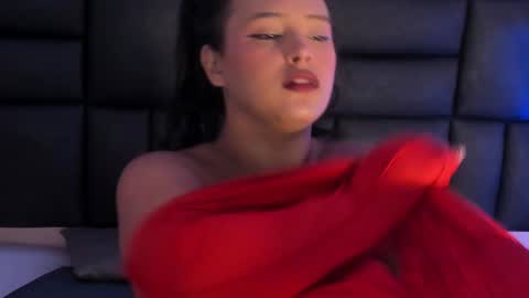 Diana Tamayo online show from December 6, 8:15 am