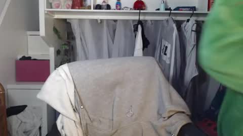 diana online show from December 6, 2:46 am