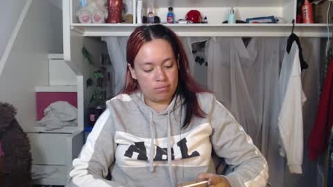 diana online show from December 6, 7:01 pm