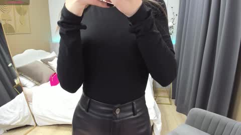 Snapshot of diana_soft chatting on November 16, 5:35 am Diana online show from November 16, 5:35 am