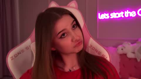 Diana online show from February 9, 9:17 pm