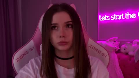 Diana online show from February 18, 9:09 pm