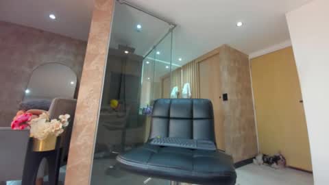 dianac1998 online show from January 27, 11:11 pm