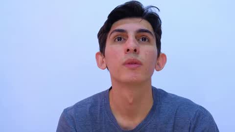 Snapshot of dianayleo chatting on February 21, 12:50 pm Ana Leo online show from February 21, 12:50 pm