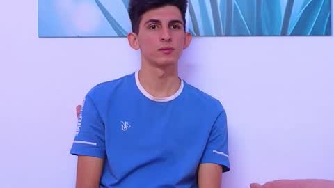 Snapshot of dianayleo chatting on September 9, 12:05 pm Ana Leo online show from September 9, 12:05 pm