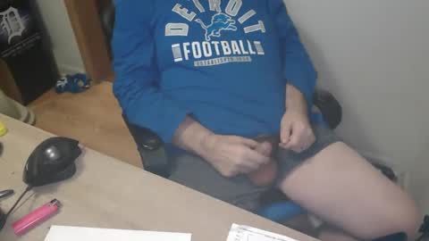 Running Bear online show from December 4, 7:28 am