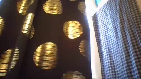 Snapshot of dickxxxd chatting on November 1, 9:44 am dickxxxd online show from November 1, 9:44 am