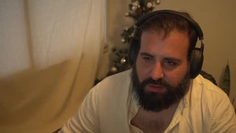 Cristian Dipolino online show from December 4, 10:41 pm