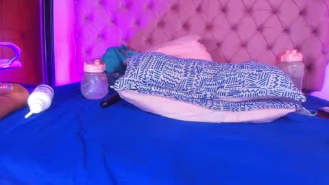 Diane online show from February 4, 7:22 pm