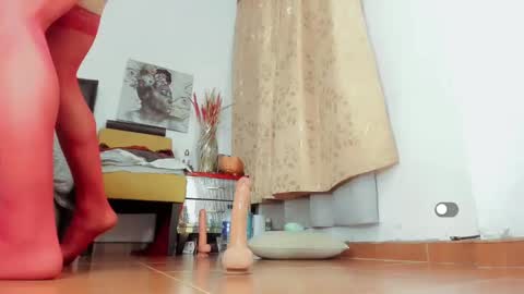 Snapshot of difiortiffany chatting on October 23, 4:01 am difiortiffany online show from October 23, 4:01 am