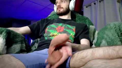 digbicknik online show from October 12, 1:37 am