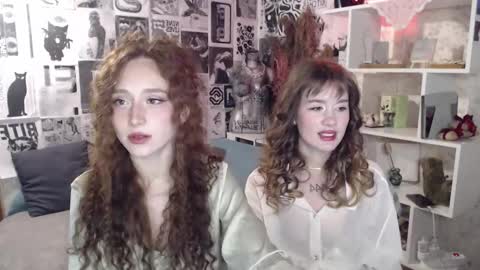 Hi im Alice 3 Im usualy online 03-10 or 17-21 UTC0 online show from November 6, 5:08 am