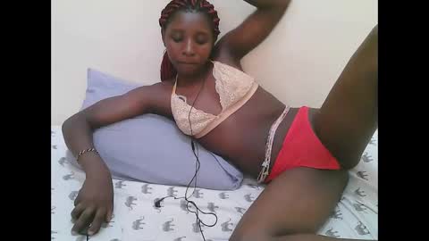 Dijah online show from November 29, 8:39 am