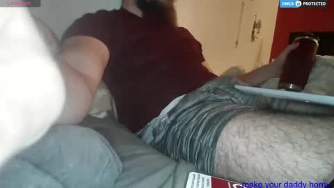 Snapshot of dikdowndaddy chatting on March 9, 7:56 am Daddy online show from March 9, 7:56 am