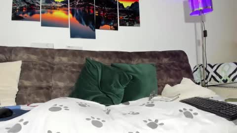 joshua online show from January 30, 8:42 pm