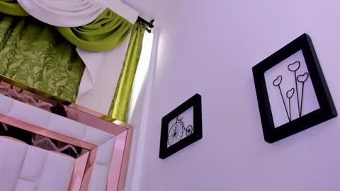 dilan_scootk_ online show from January 27, 2:13 pm