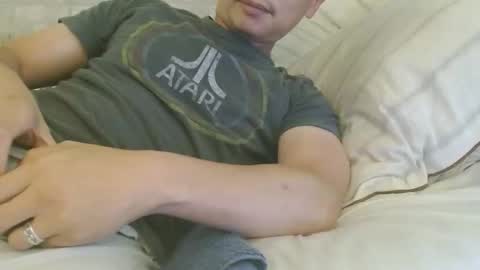 Snapshot of dildobandit213 chatting on October 17, 10:01 pm dildobandit online show from October 17, 10:01 pm