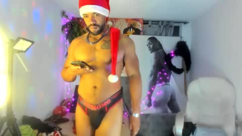 Snapshot of dimitry_muscle chatting on December 5, 1:03 am dimitry kyle mucle online show from December 5, 1:03 am