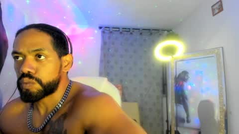 Snapshot of dimitry_muscle chatting on December 28, 5:55 am dimitry kyle mucle online show from December 28, 5:55 am