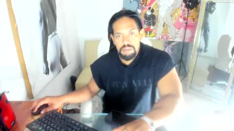 Snapshot of dimitry_muscle chatting on January 4, 1:31 am dimitry kyle mucle online show from January 4, 1:31 am
