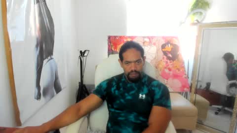 Snapshot of dimitry_muscle chatting on January 13, 2:00 pm dimitry kyle mucle online show from January 13, 2:00 pm