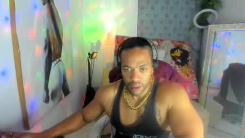 Snapshot of dimitry_muscle chatting on January 18, 3:09 am dimitry kyle mucle online show from January 18, 3:09 am