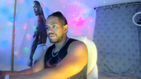 Snapshot of dimitry_muscle chatting on January 24, 11:23 pm dimitry kyle mucle online show from January 24, 11:23 pm