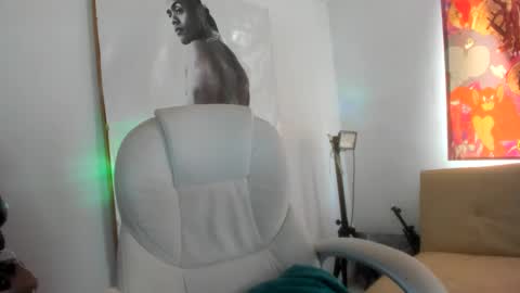 Snapshot of dimitry_muscle chatting on February 5, 2:26 pm dimitry kyle mucle online show from February 5, 2:26 pm